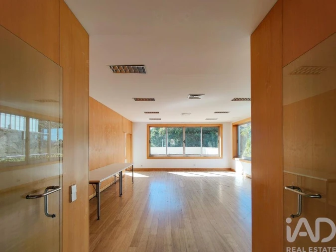 Apartamento T3 para Venda em Lordelo do Ouro e Massarelos Foto 32