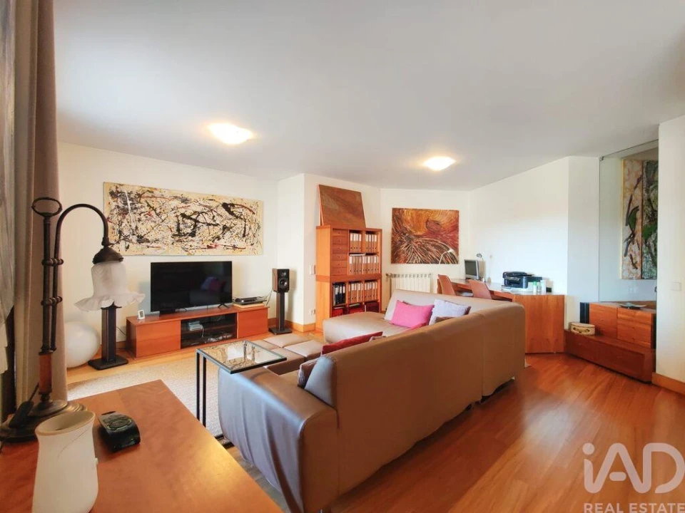 Apartamento T3 para Venda em Lordelo do Ouro e Massarelos Foto 4