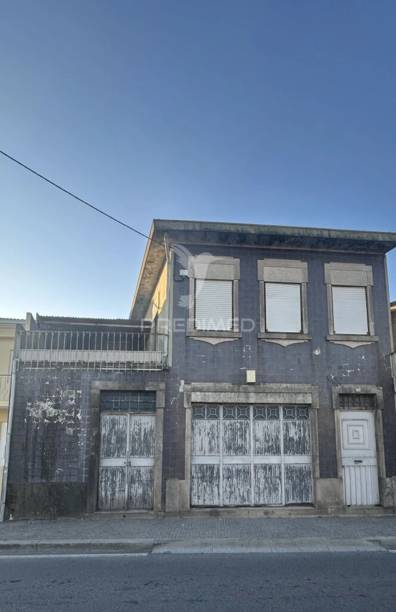 Armazém para Venda em Milheiros Foto 7