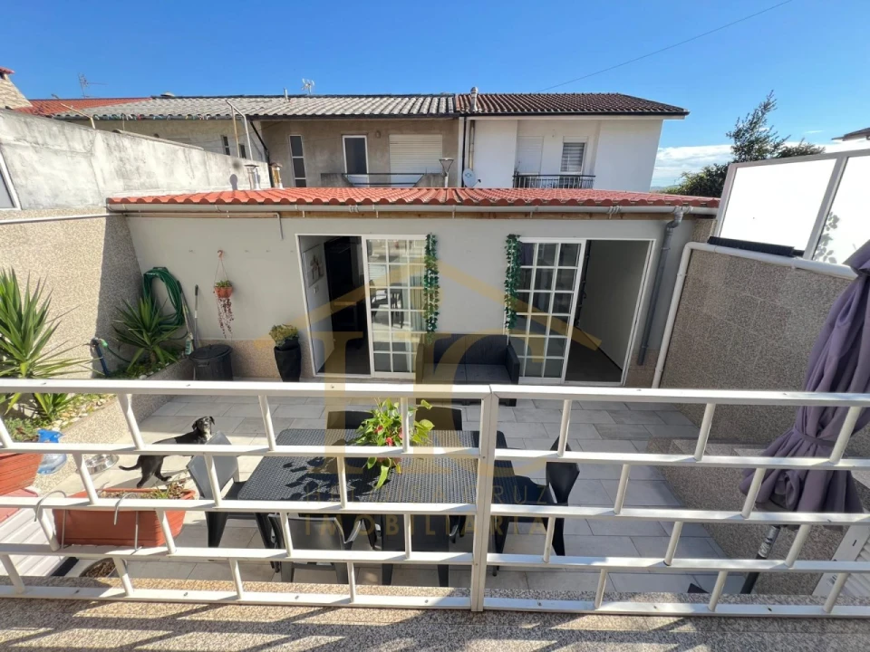 Moradia T4 para Venda em Arvore Foto 51