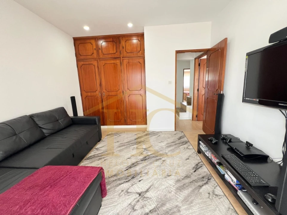 Moradia T4 para Venda em Arvore Foto 21