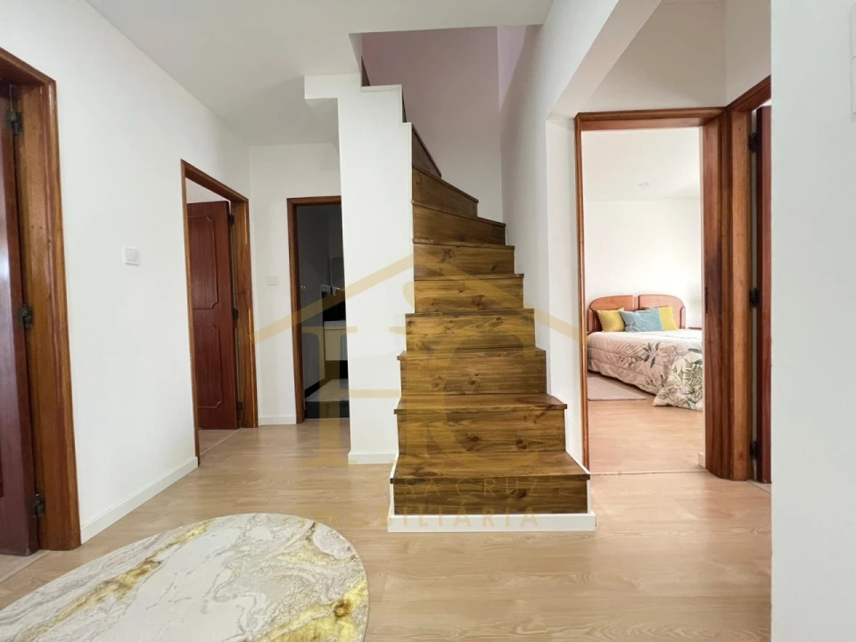 Moradia T4 para Venda em Arvore Foto 37