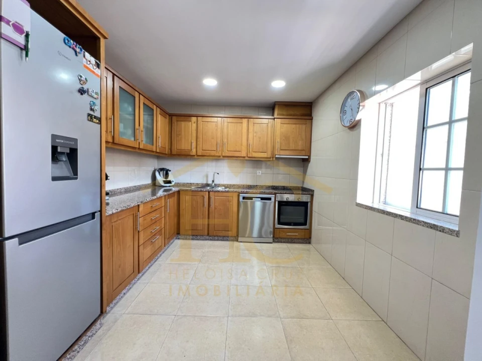 Moradia T4 para Venda em Arvore Foto 40