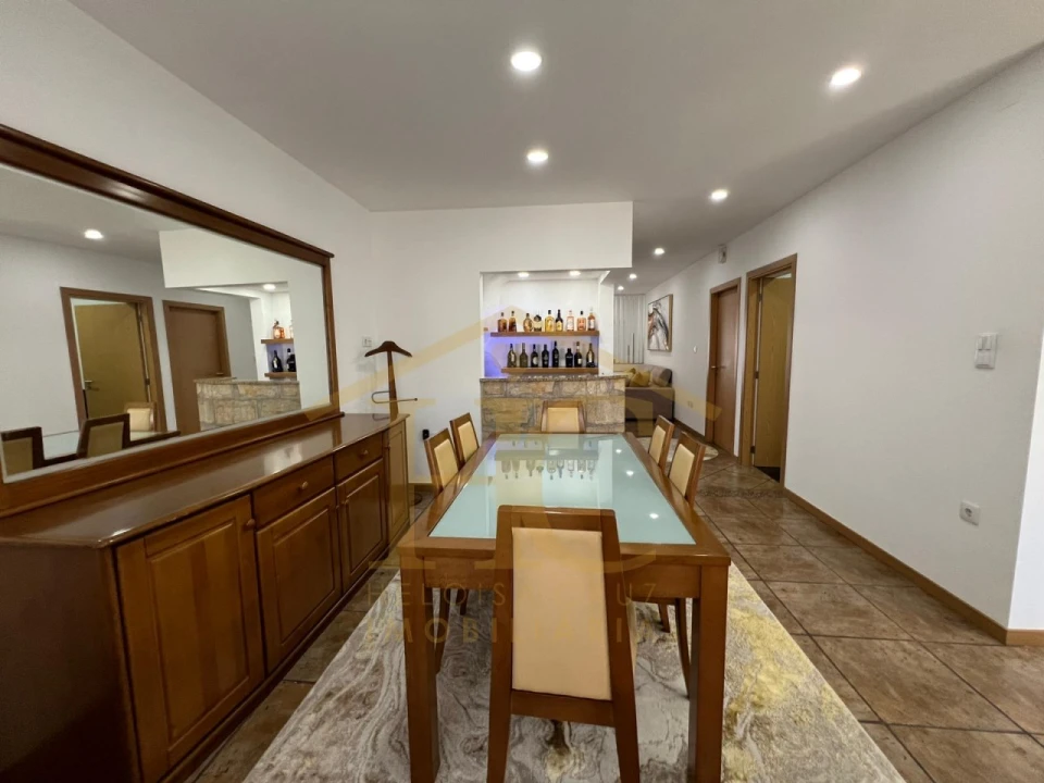 Moradia T4 para Venda em Arvore Foto 23