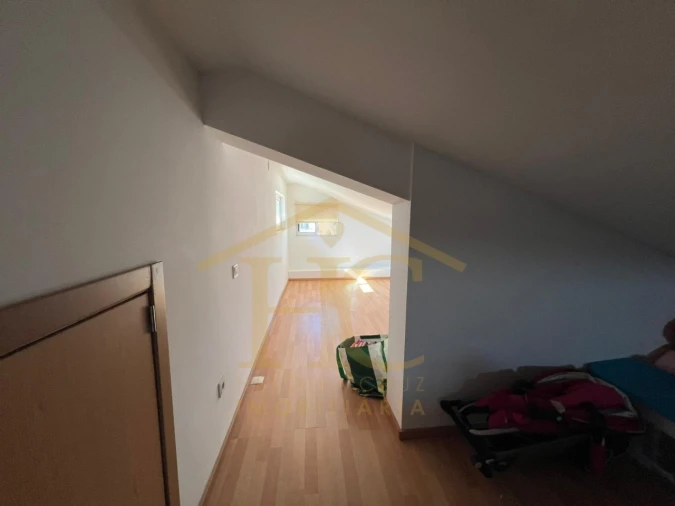 Moradia T4 para Venda em Arvore Foto 44