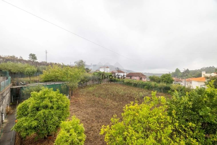 Quinta T3 para Venda em Monte Córdova Foto 32