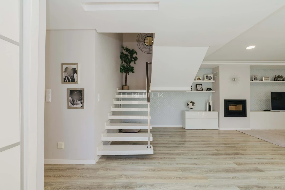 Apartamento T4 para Venda em Fernao Ferro Foto 7