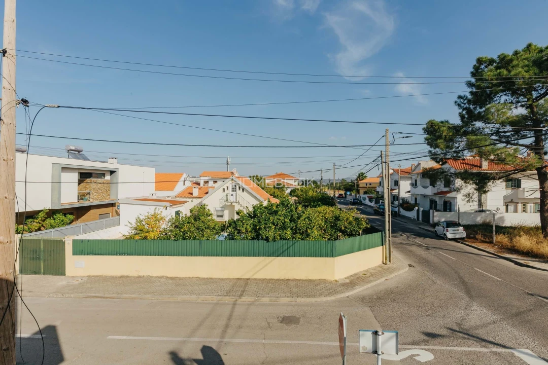 Apartamento T4 para Venda em Fernao Ferro Foto 41