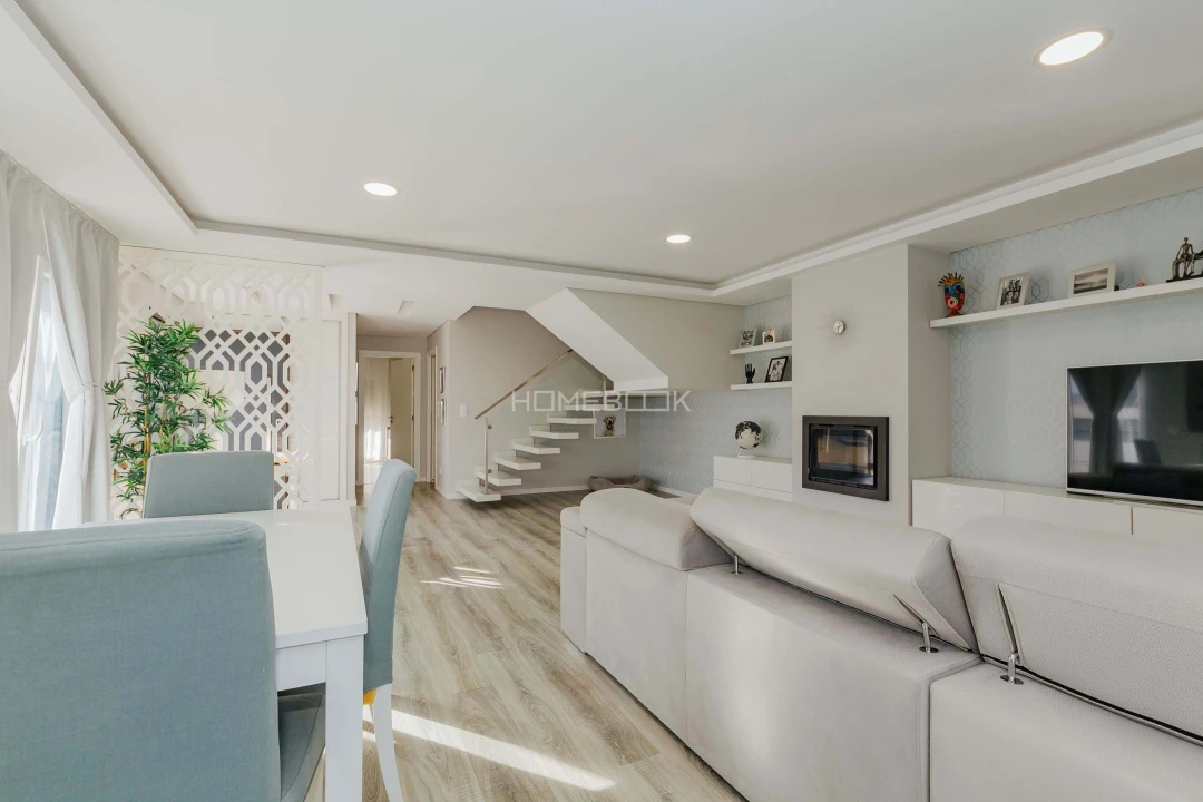 Apartamento T4 para Venda em Fernao Ferro Foto 4