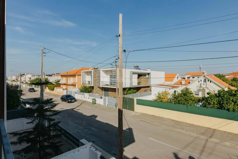 Apartamento T4 para Venda em Fernao Ferro Foto 40
