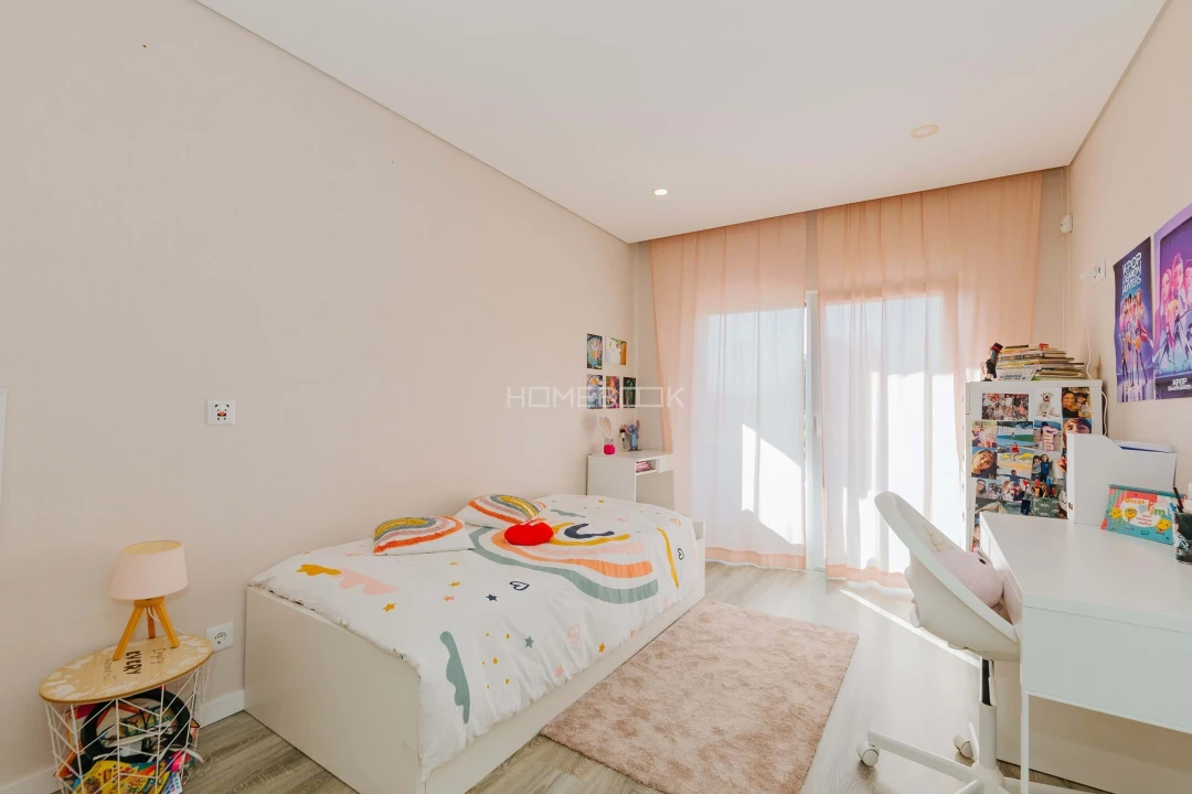 Apartamento T4 para Venda em Fernao Ferro Foto 15