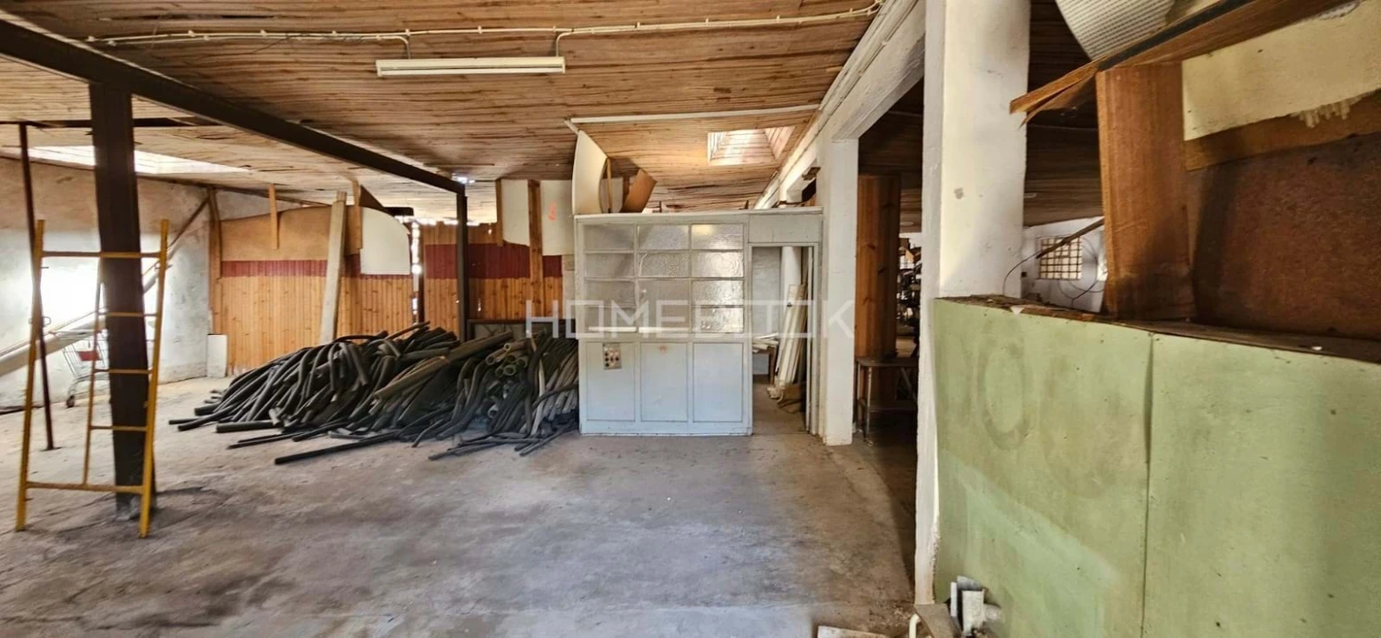 Armazém para Venda em Minde Foto 2