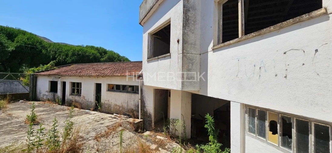 Armazém para Venda em Minde