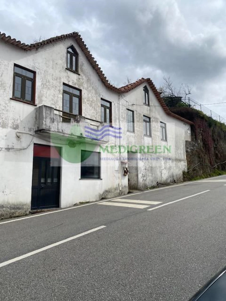 Moradia T2 para Venda em Rocas do Vouga