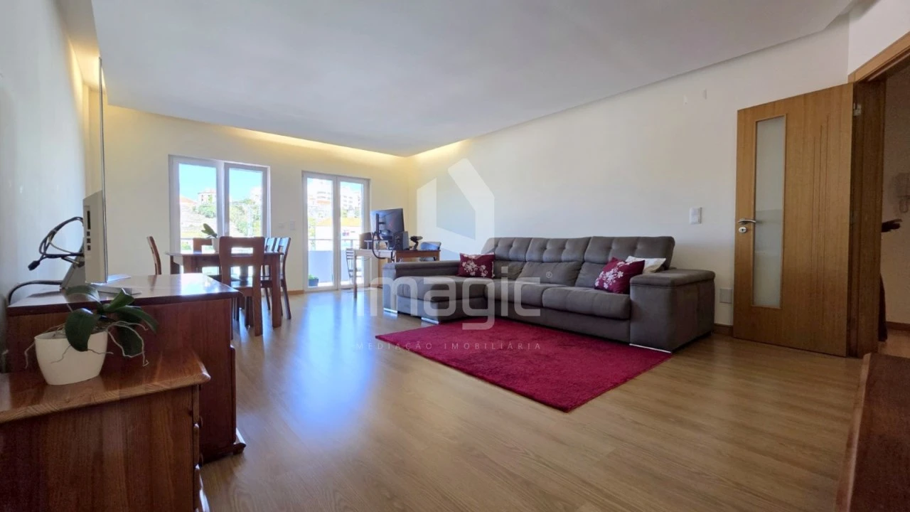 Apartamento T3 para Venda em Malveira e São Miguel de Alcainça Foto 1