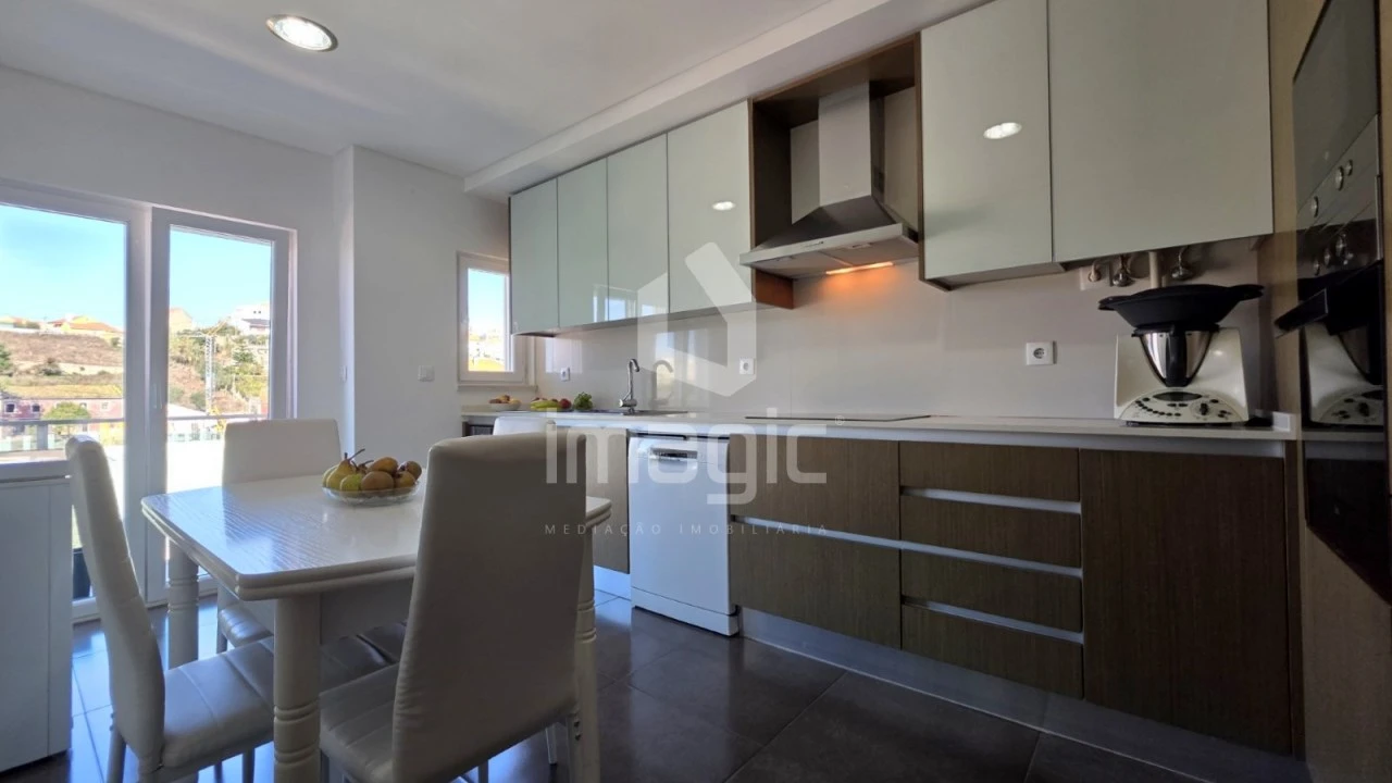 Apartamento T3 para Venda em Malveira e São Miguel de Alcainça Foto 7