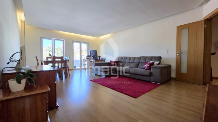 Apartamento T3 para Venda em Malveira e São Miguel de Alcainça