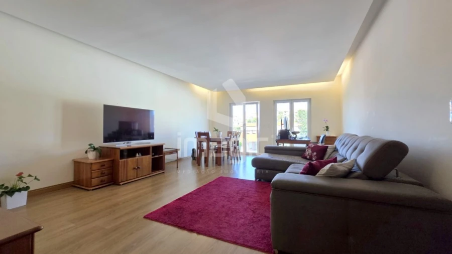 Apartamento T3 para Venda em Malveira e São Miguel de Alcainça Foto 2