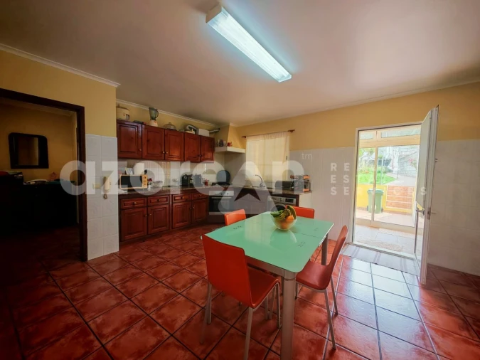 Moradia T3 para Venda em Rabo de Peixe Foto 10