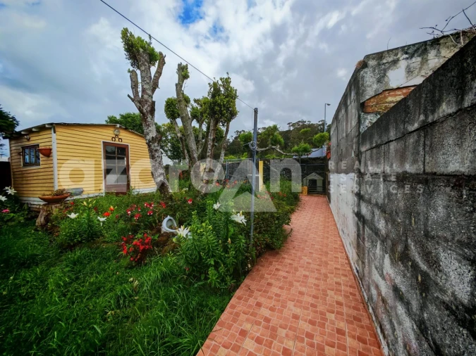 Moradia T3 para Venda em Rabo de Peixe Foto 26