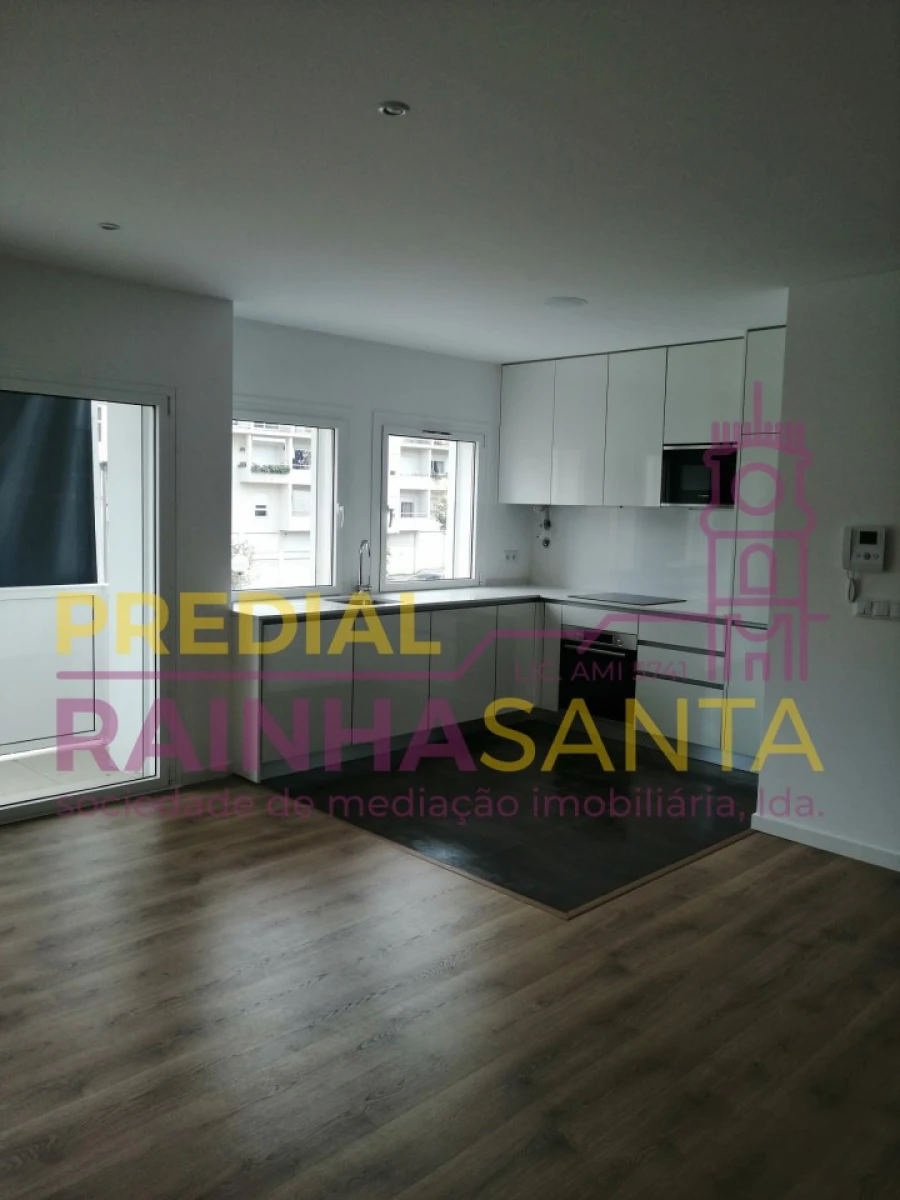 Apartamento T2 para Venda em Eiras e São Paulo de Frades Foto 2