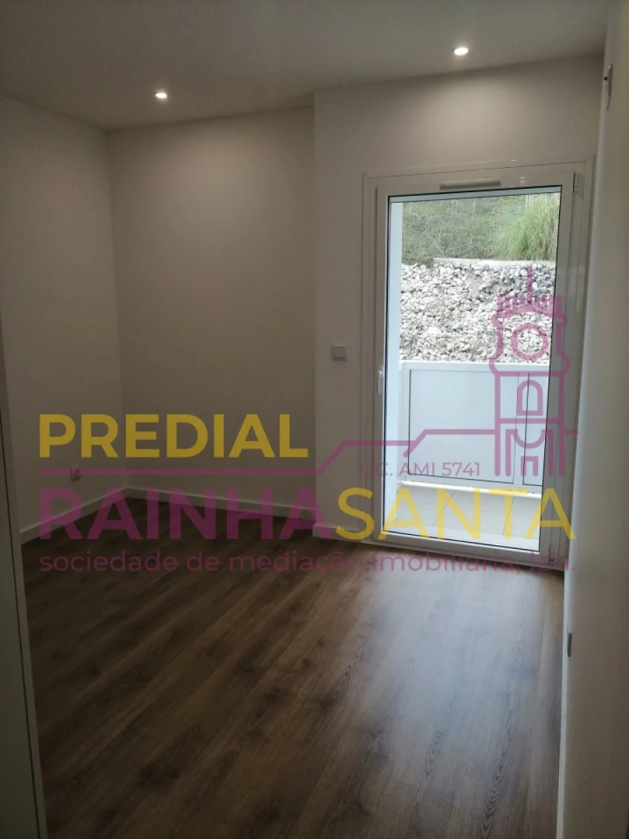 Apartamento T2 para Venda em Eiras e São Paulo de Frades Foto 10