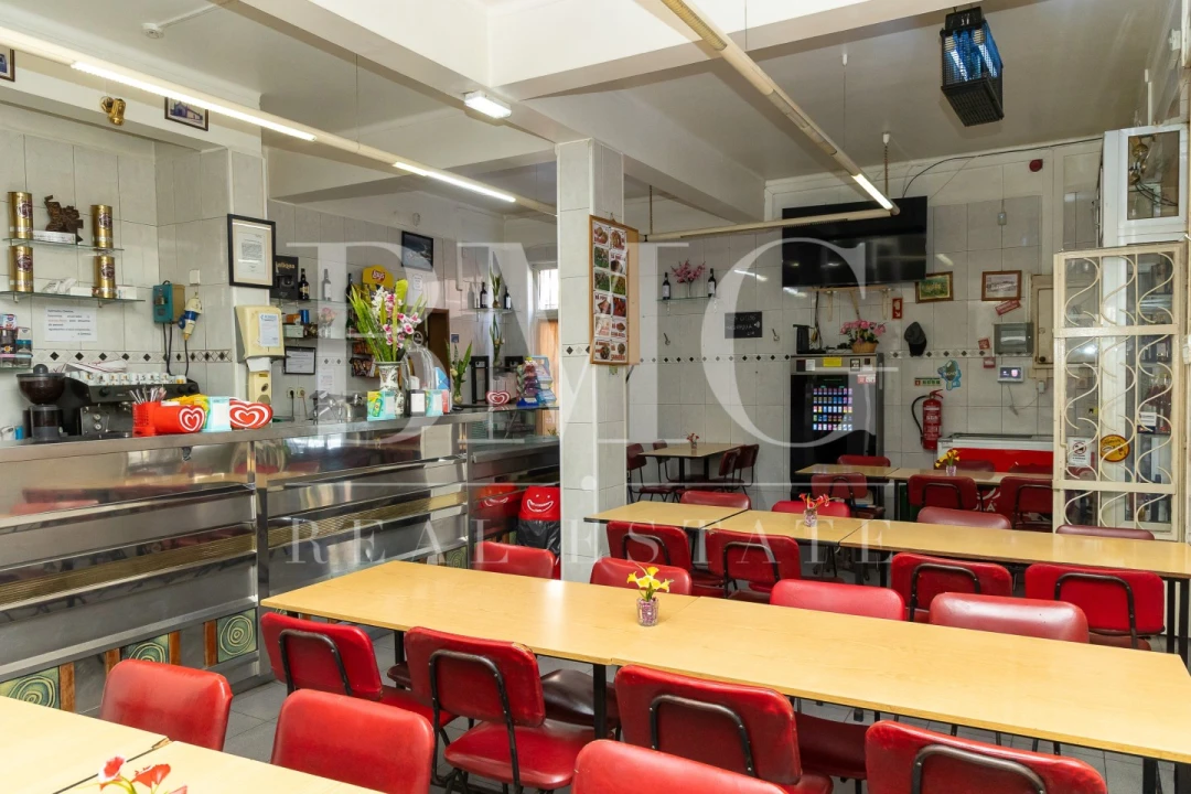 Negócio para Arrendamento em Ramada e Caneças Foto 3