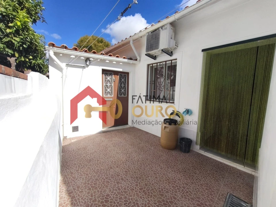 Moradia T2 para Venda em Terrugem e Vila Boim Foto 21