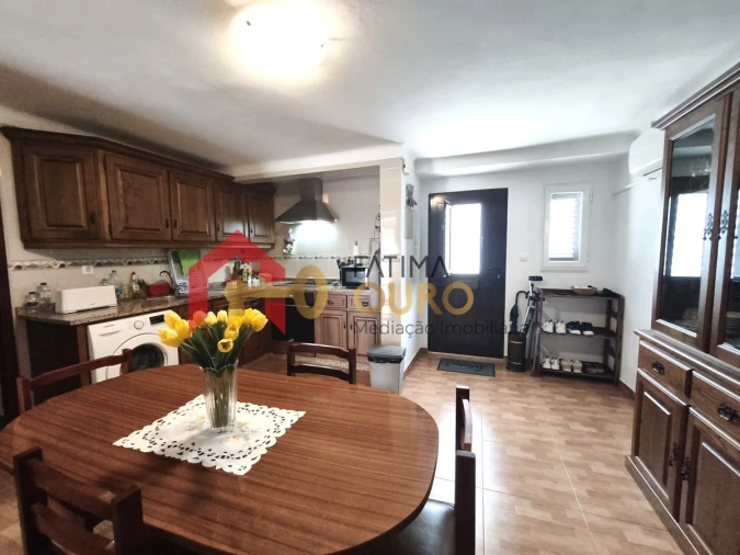 Moradia T2 para Venda em Terrugem e Vila Boim Foto 4