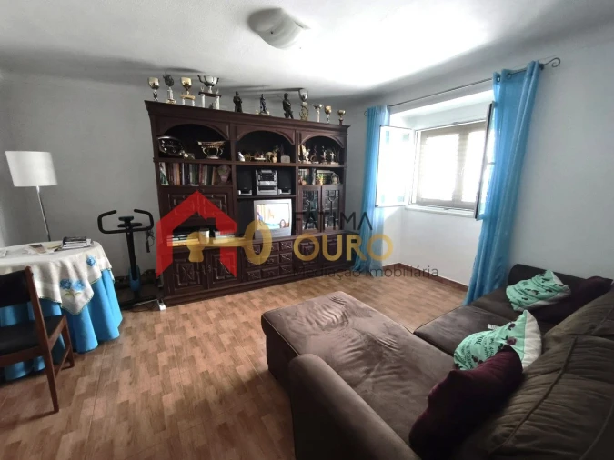 Moradia T2 para Venda em Terrugem e Vila Boim Foto 8