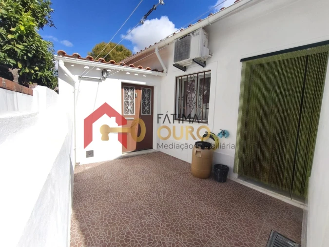 Moradia T2 para Venda em Terrugem e Vila Boim Foto 21