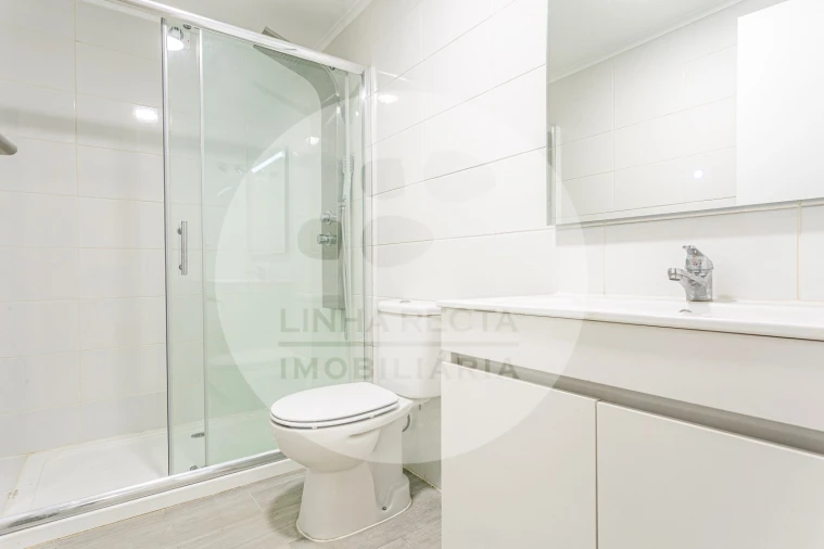 Prédio para Venda em União das Freguesias de Setúbal Foto 12