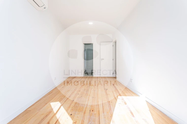 Prédio para Venda em União das Freguesias de Setúbal Foto 20