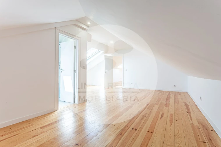 Prédio para Venda em União das Freguesias de Setúbal Foto 27