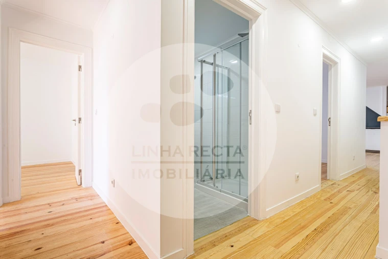 Prédio para Venda em União das Freguesias de Setúbal Foto 32