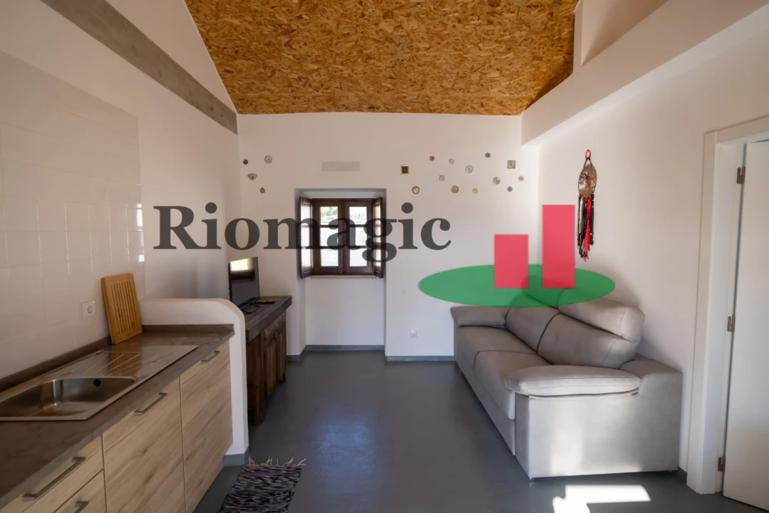 Moradia T1 para Venda em Alcoentre Foto 5