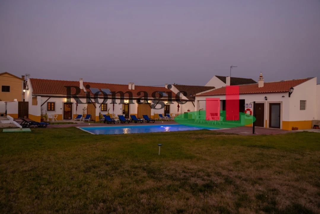 Moradia T1 para Venda em Alcoentre Foto 26