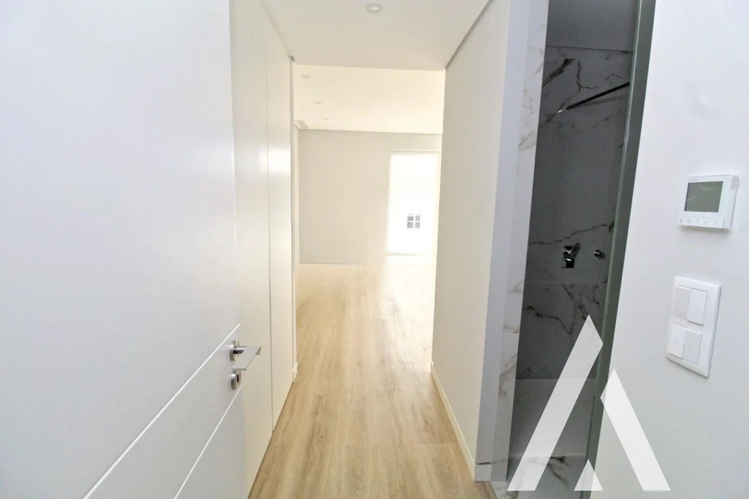 Apartamento T3 para Venda em Carcavelos e Parede Foto 10