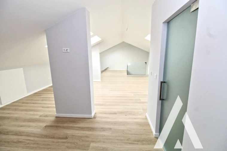 Apartamento T3 para Venda em Carcavelos e Parede Foto 5