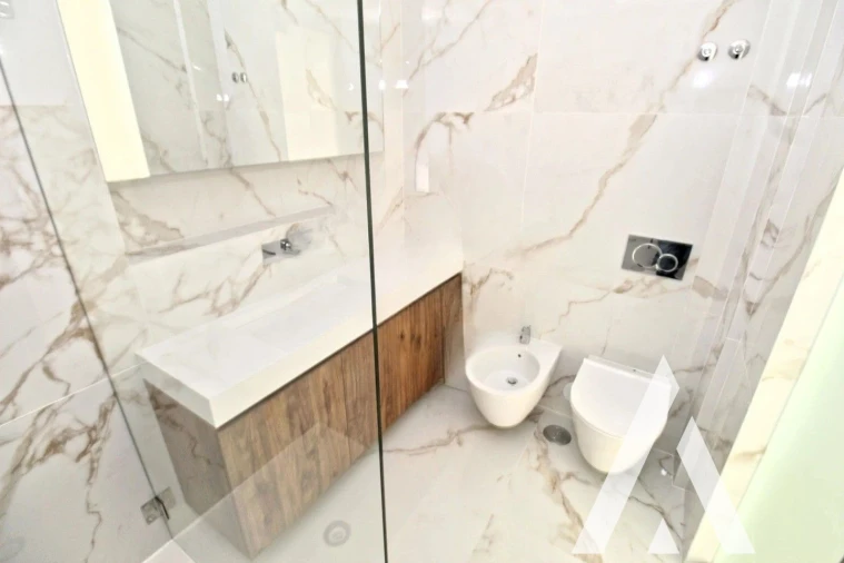 Apartamento T3 para Venda em Carcavelos e Parede Foto 26