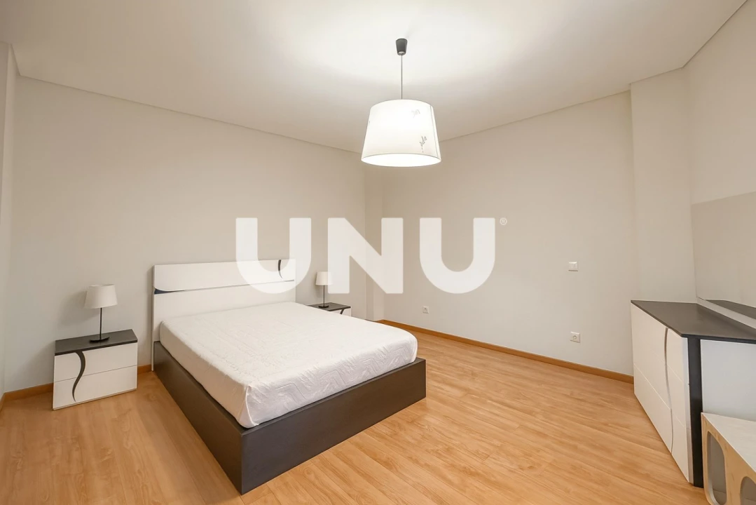 Apartamento T2 para Arrendamento em Vila Franca de Xira Foto 4