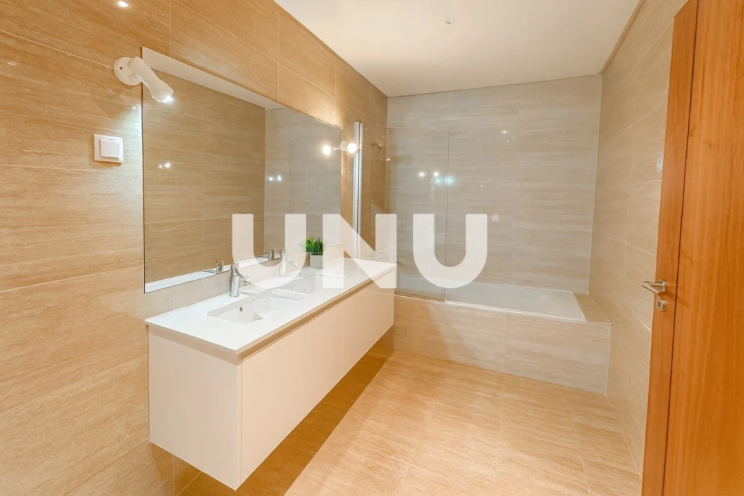 Apartamento T2 para Arrendamento em Vila Franca de Xira Foto 10