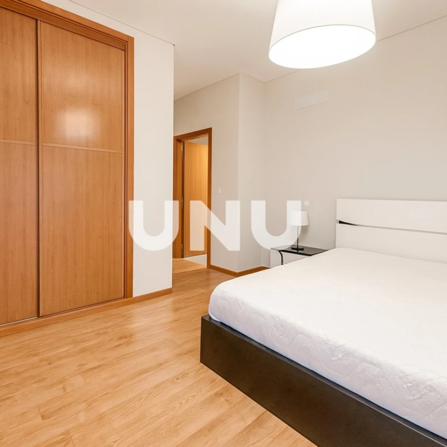 Apartamento T2 para Arrendamento em Vila Franca de Xira Foto 5