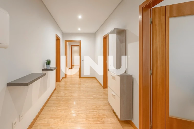 Apartamento T2 para Arrendamento em Vila Franca de Xira Foto 12