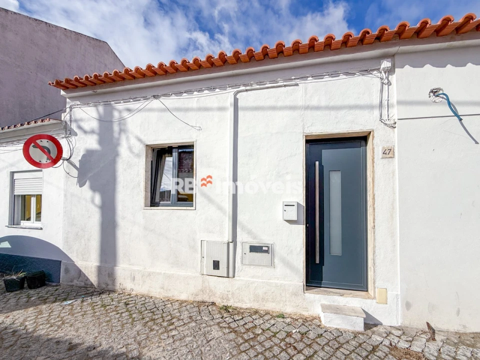 Moradia T2 para Venda em Vila Nova da Barquinha Foto 1