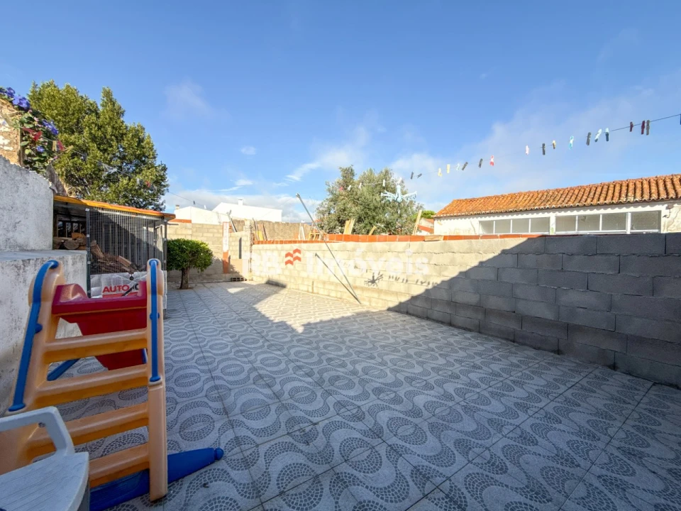 Moradia T2 para Venda em Vila Nova da Barquinha Foto 5