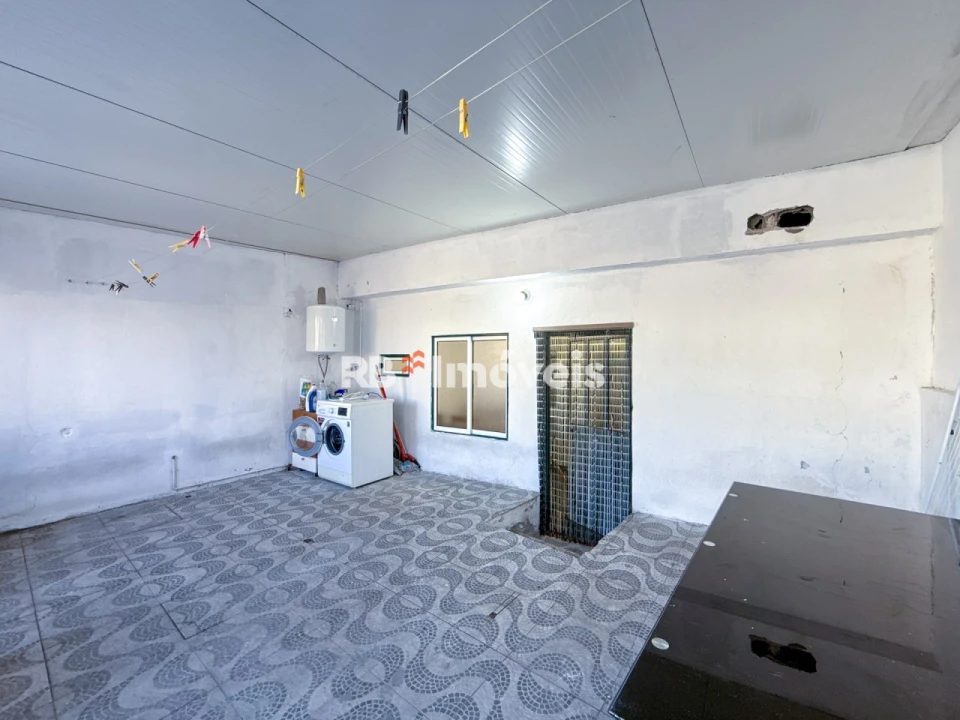 Moradia T2 para Venda em Vila Nova da Barquinha Foto 31