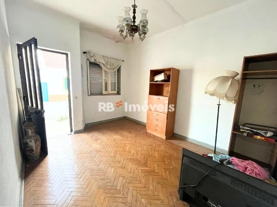 Moradia T3 para Venda em Riachos Foto 7