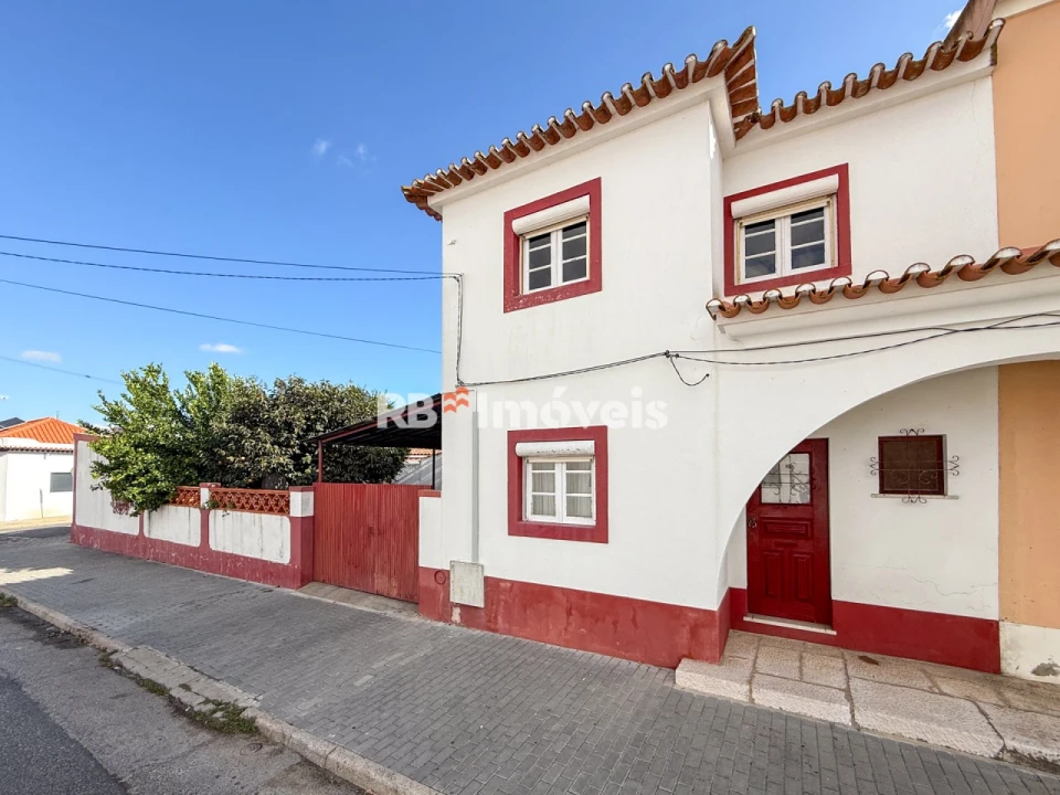 Moradia T3 para Venda em Golegã Foto 2