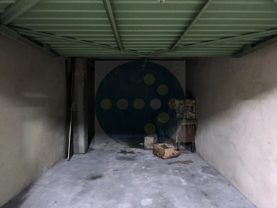 Garagem para Venda em Abrantes (São Vicente e São João) e Alferrarede Foto 1